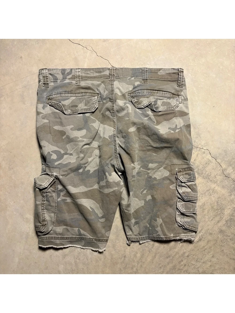 N/A size 38x32